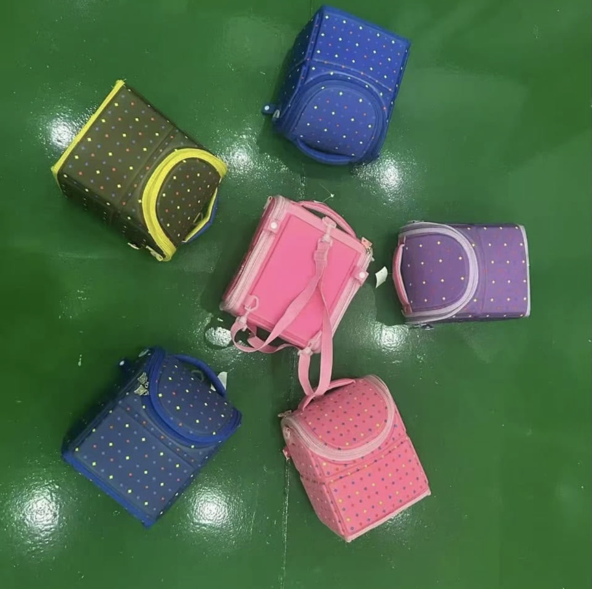 Screenshot High quality big size insulated lunch box - Image 1